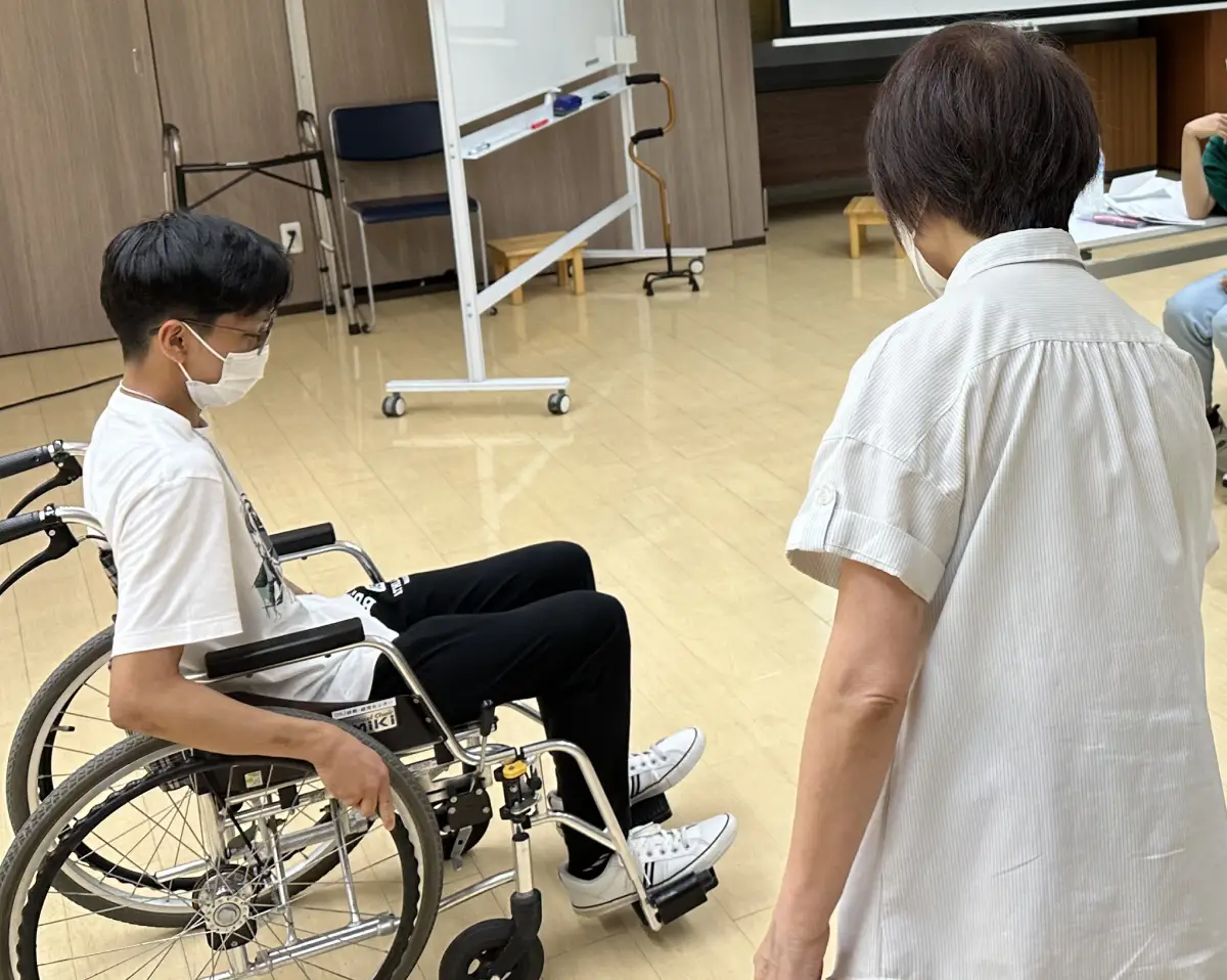 介護職員初任師や研修の実技の様子